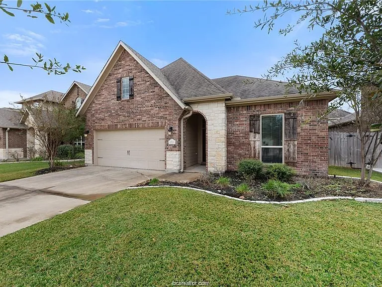 2523 Warkworth Ln — Photo 16