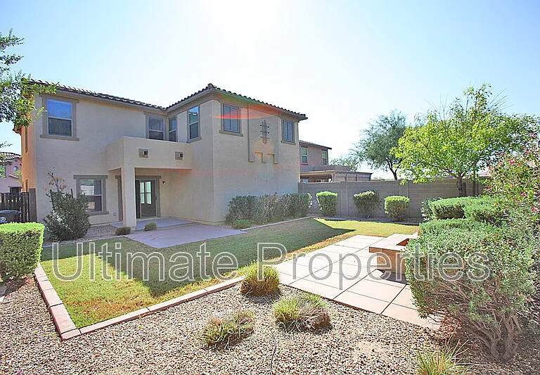 17010 N 184th Ln — Photo 16