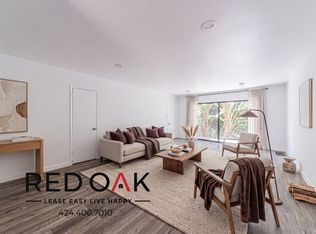 8770 Shoreham Dr UNIT 4, West Hollywood, CA 90069