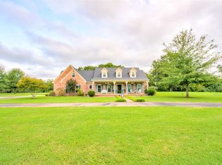 1855 Oak Grove Dr, Moscow, TN 38057