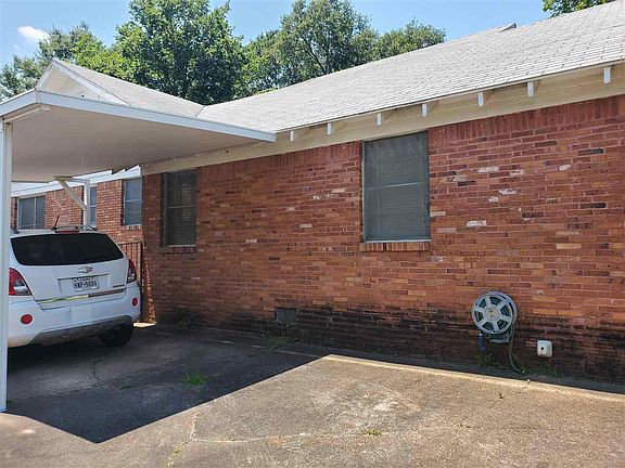 3rd image of 1301 Olive St