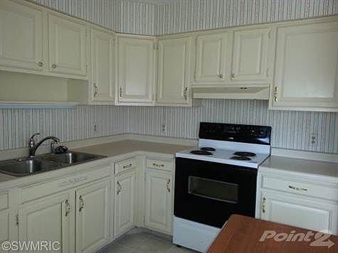 5th image of 21529 Maple Glen Cir