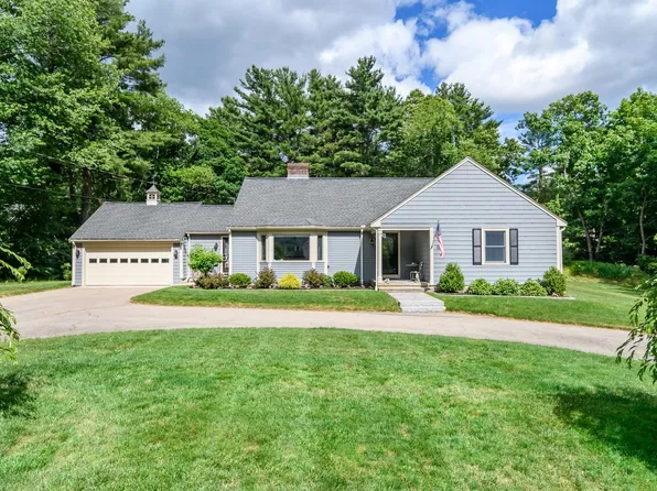 61 Cedar Ln, Westwood, MA 02090