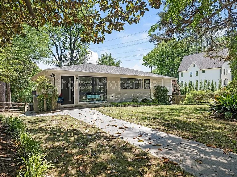 611 Poindexter Dr — Photo 1