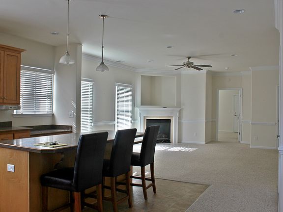 Kitchen - Livingroom_09292014