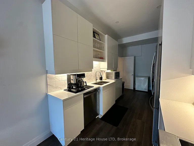 591 Niagara Blvd #9 — Photo 3