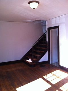3rd image of 800 Grant St