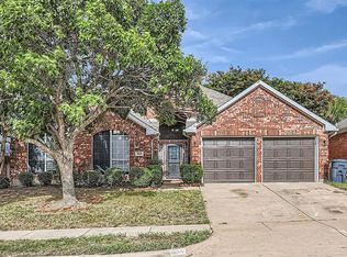 6615 Tabor Dr, Arlington, TX 76002