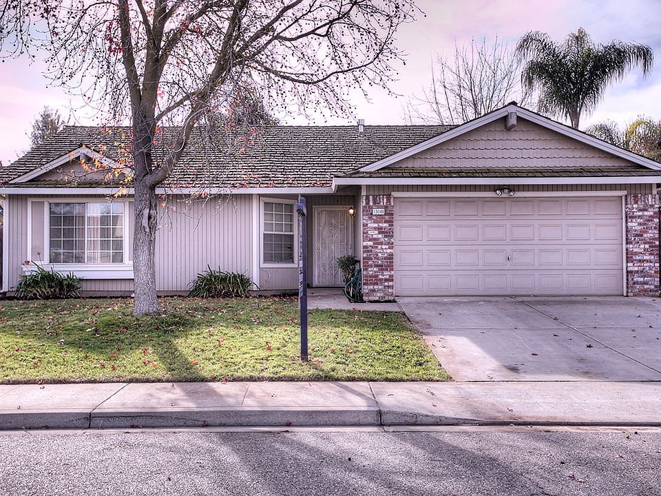 1st image of 13048 Heather Dr
