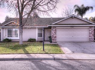 13048 Heather Dr, Waterford, CA 95386