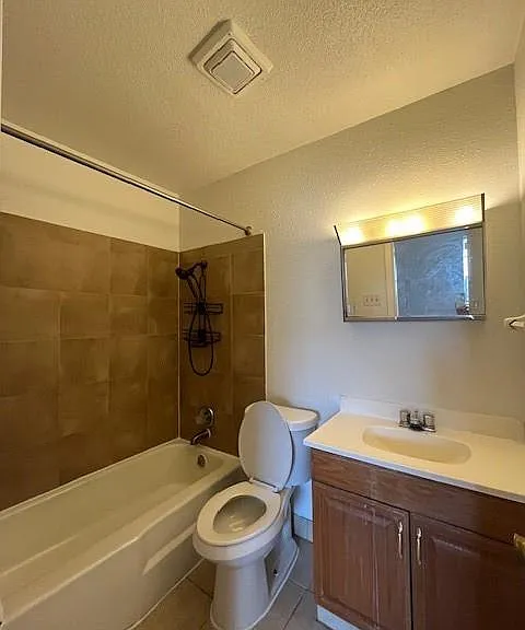 6201 Ranchester Dr #11 — Photo 10