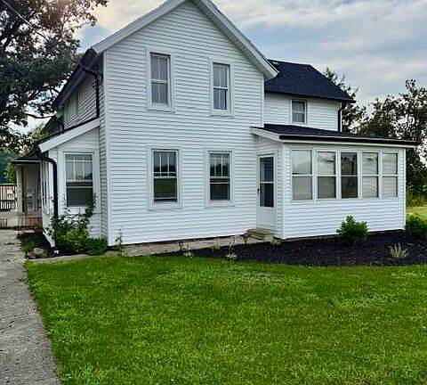 2nd image of 3135 N Bolander Rd