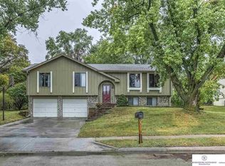 12727 Atwood Ave, Omaha, NE 68144