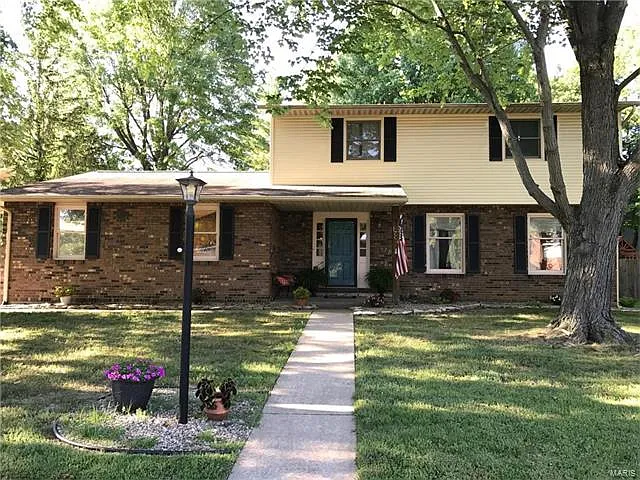 1704 Biscay Dr photo 1