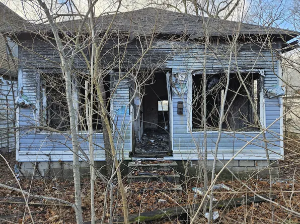 3980 Madison St, Gary, IN 46408