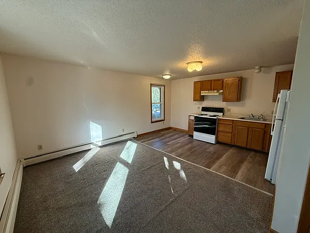 260-262 Business Rte — Photo 2