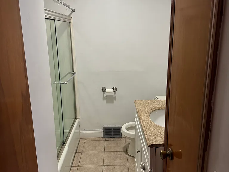 313 Chipman Street Ext — Photo 7