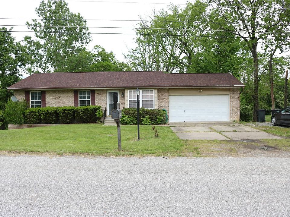 1st image of 15834 Elizabeth Dr
