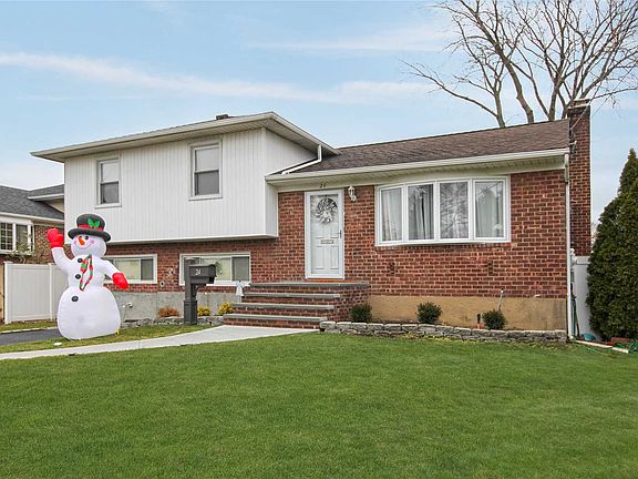 3rd image of 24 Jefferson Ave