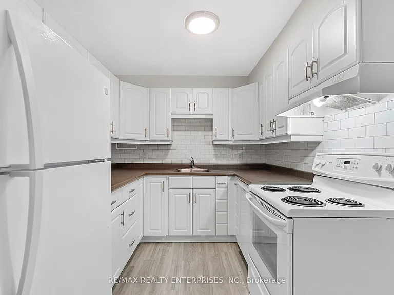 126 Bell Farm Rd #B04 — Photo 15
