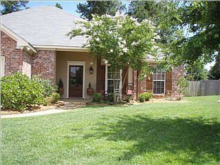 2nd image of 222 Bedford Dr