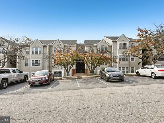 2nd image of 20 Deer Run Ct #F-514