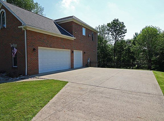 4th image of 7 McIntosh Ct Lot 80