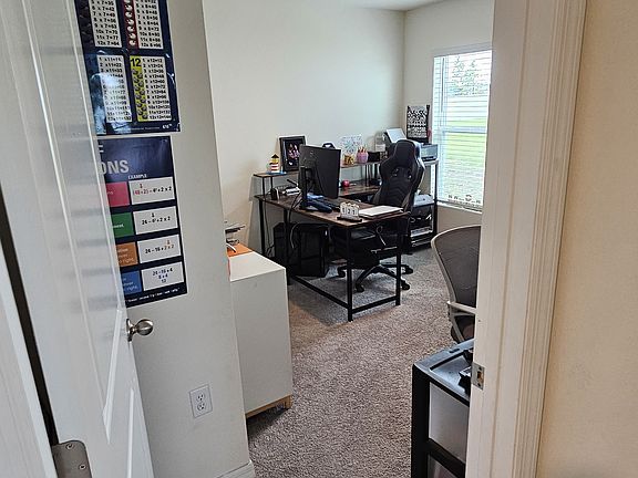 4th image of 5148 Plumeria Dr