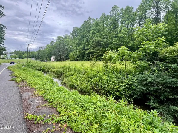 0 Glades Rd, Gatlinburg, TN 37738