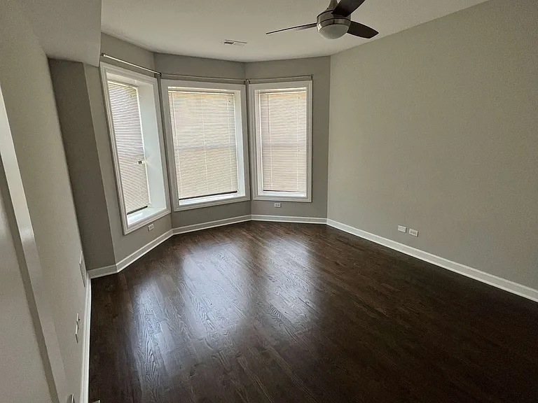 1619-21 W Warren Blvd — Photo 11