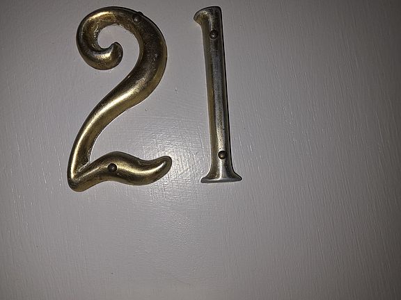 3rd image of 3339 Epworth Ave APT 21