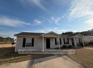 189 Bahia Ln, Raeford, NC 28376