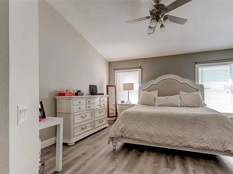 12213 Ravens Nest Pl — Photo 32
