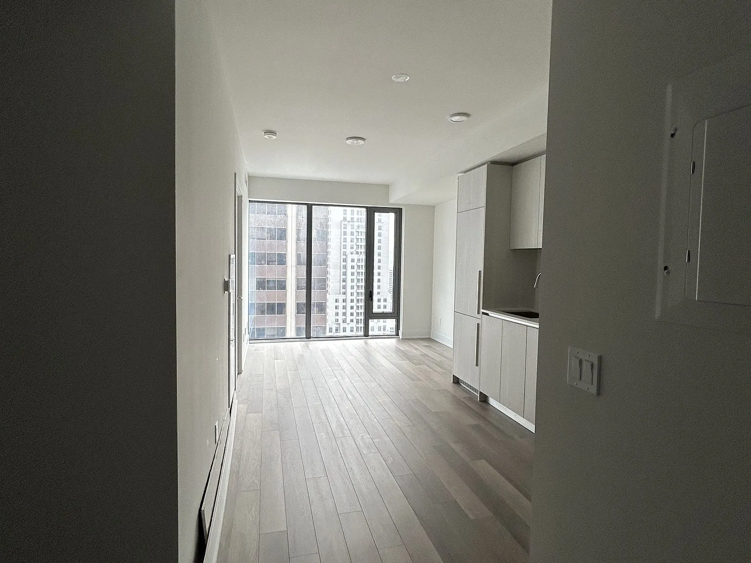 2 bed, $2,700 — Photo 3