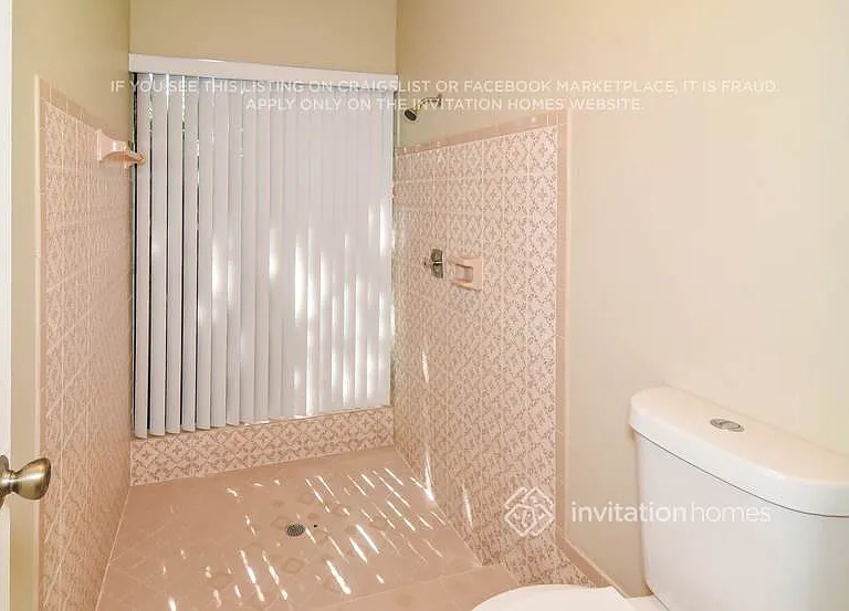 10048 NW 20th St — Photo 11
