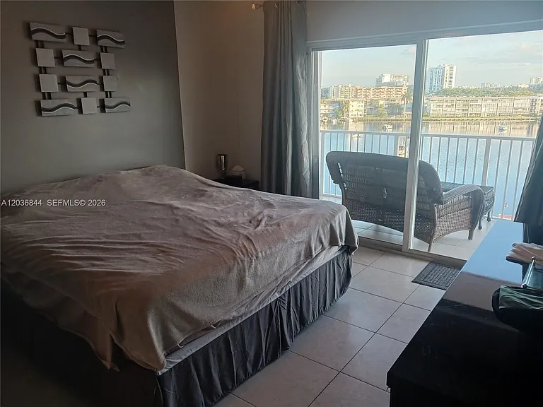 400 Golden Isles Dr #55 — Photo 11