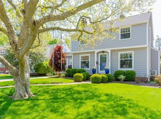 19349 Riverwood Ave, Rocky River, OH 44116