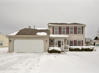 1113 Boxwood Ct, Crystal Lake, IL 60014