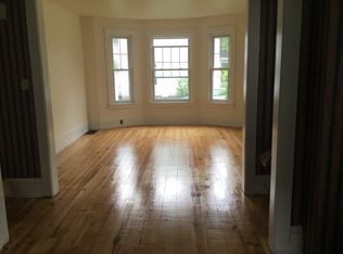8 Crescent St, Canton, NY 13617