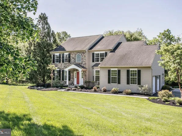 560 Landis Rd, Harleysville, PA 19438