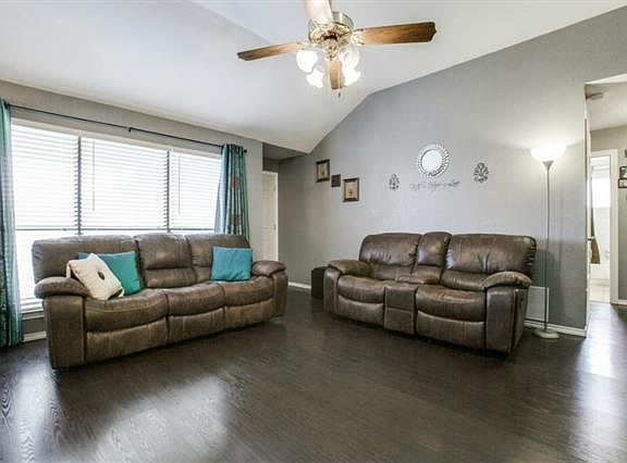 4th image of 7605 Seascape Dr