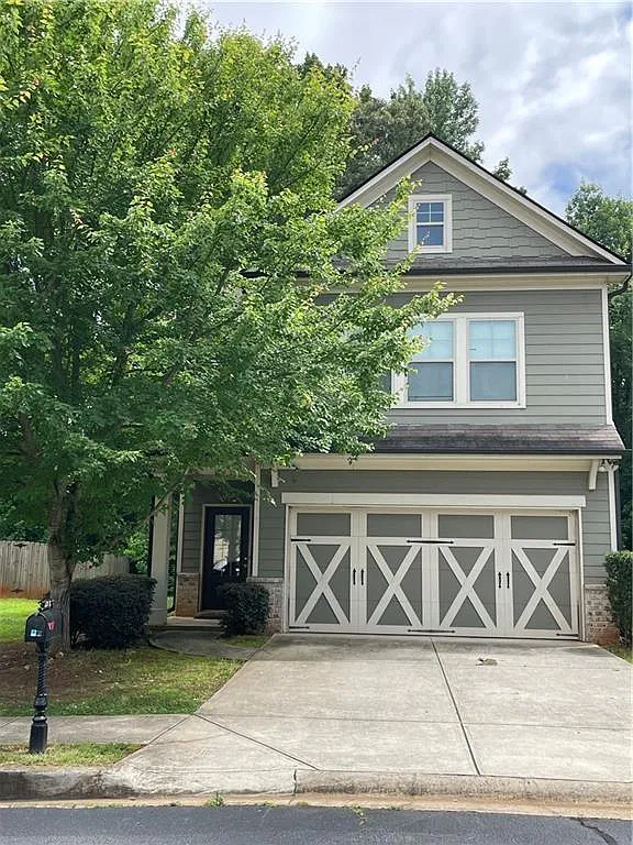 3 bed, 2.5 bath, 1960 sqft, $2,000 — Photo 1