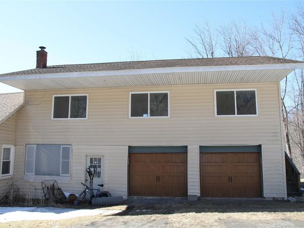 11 John Taylor Dr #A