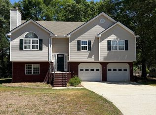 544 Academy Woods Dr, Jefferson, GA 30549