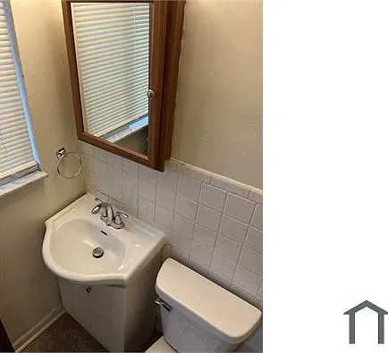 1430 N James H McGee Blvd #8 — Photo 7
