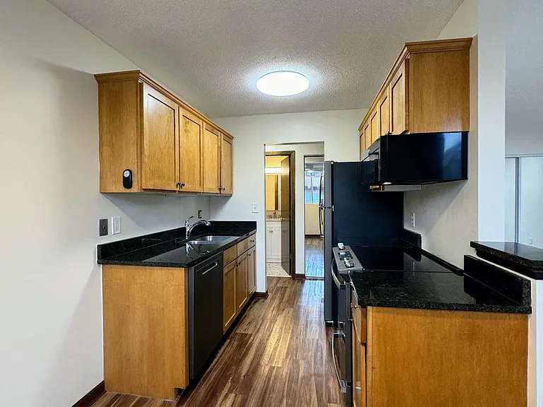 1480LLC — Photo 31