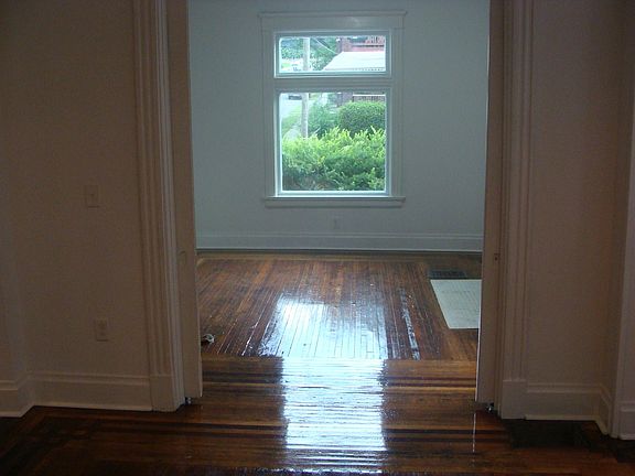 5th image of 165 Kinsey Ave