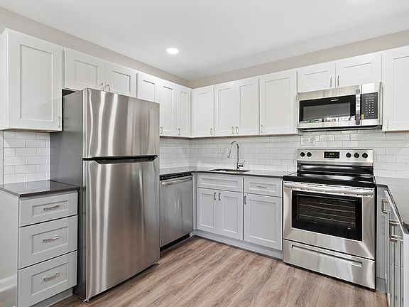 Rolling Green Kitchen