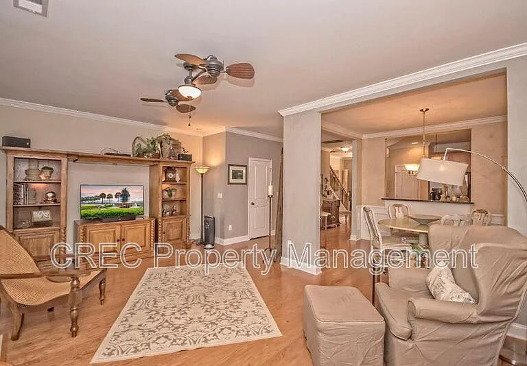 3639 Bagley Dr — Photo 9