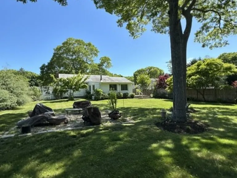 29 Maryland Blvd — Photo 14